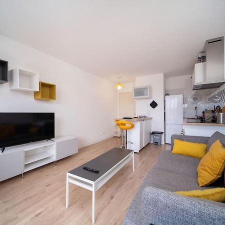 Appartement Tout Equipe Climatise Terrasse Hopital De La Timone Marseille Exteriör bild