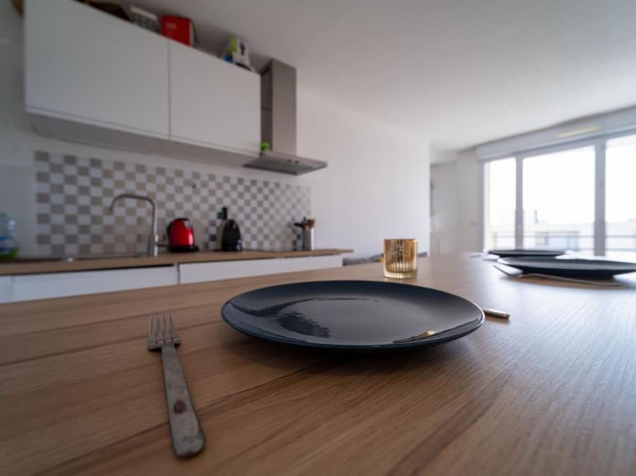 Appartement Tout Equipe Climatise Terrasse Hopital De La Timone Marseille Exteriör bild